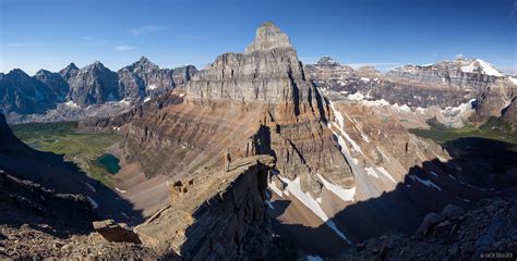 Pinnacle in Canada .